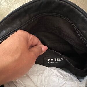 CHANEL bag , like new , AUTHENTIC lambskin ultimate soft leather shoulder bag